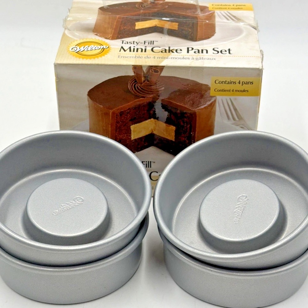 Wilton Tasty-Fill Mini Cake Pan Set